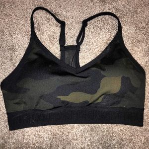 VS Pink Ultimate Sports Bra